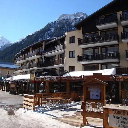 Duplex Ensoleille Centre Village Avec Balcon Et Parking Prive - Fr-1-464-86 アパート